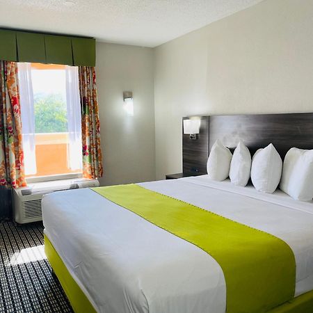 Days Inn By Wyndham Irving Grapevine Dfw Airport North Exterior foto